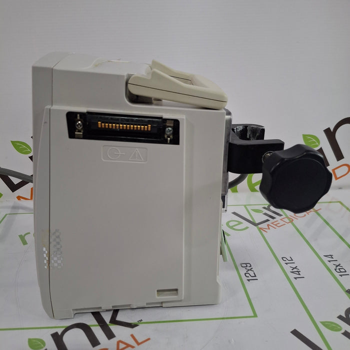CareFusion Alaris 8015 Small Screen POC Infusion Pump