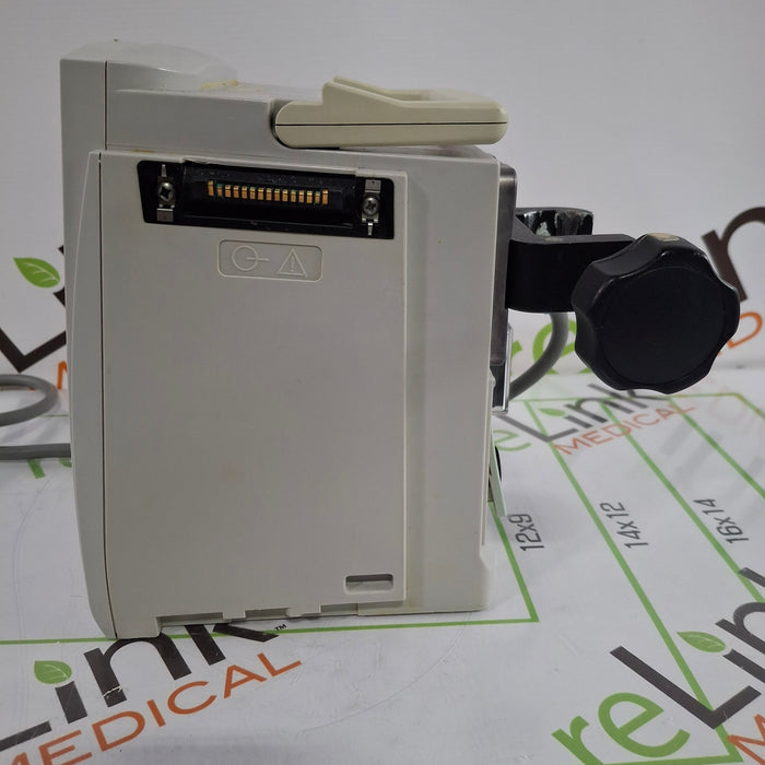 CareFusion Alaris 8015 Small Screen POC Infusion Pump