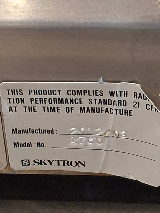 Skytron 1700 Elite Surgical Table