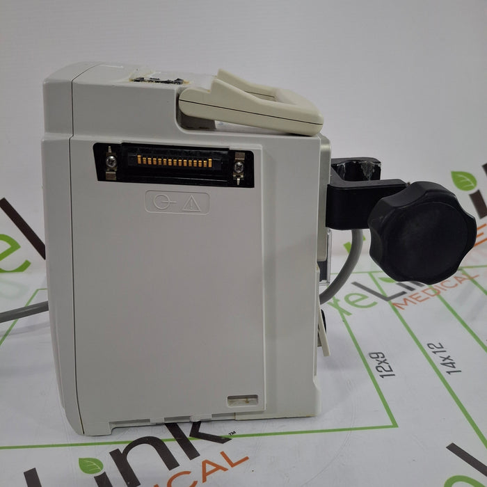 CareFusion Alaris 8015 Large Screen POC Infusion Pump
