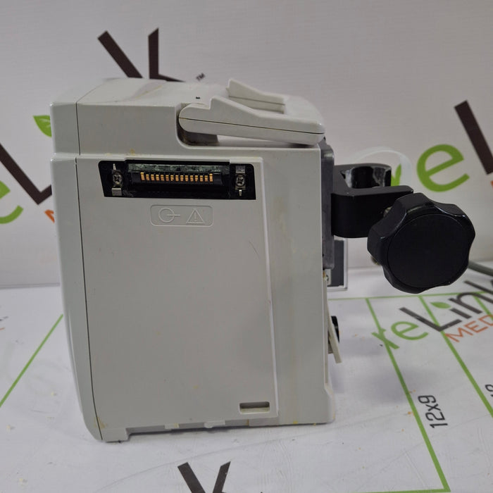 CareFusion Alaris 8015 Large Screen POC Infusion Pump