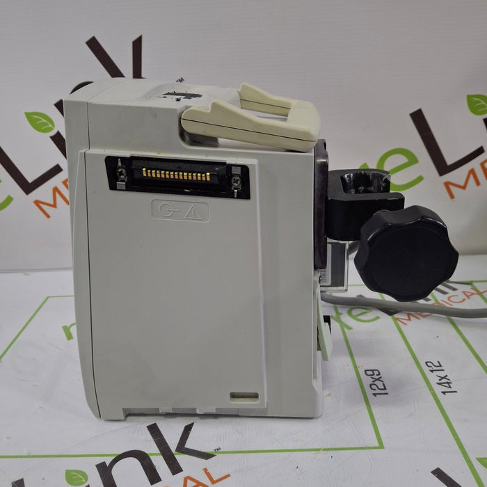 CareFusion Alaris 8015 Small Screen POC Infusion Pump