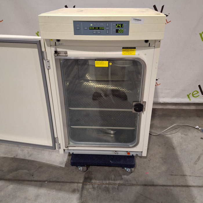 Thermo Scientific 3110 Forma Series II Water Jacketed CO2 Incubator