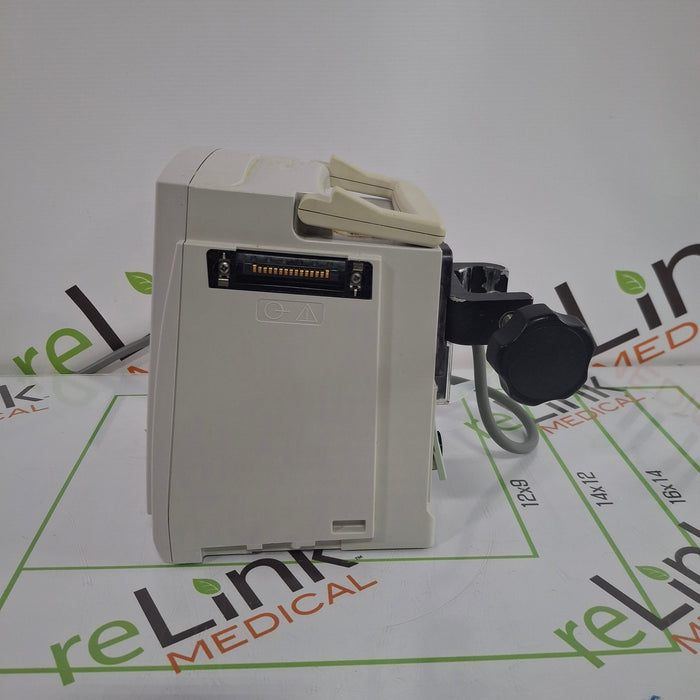 CareFusion Alaris 8015 Small Screen POC Infusion Pump