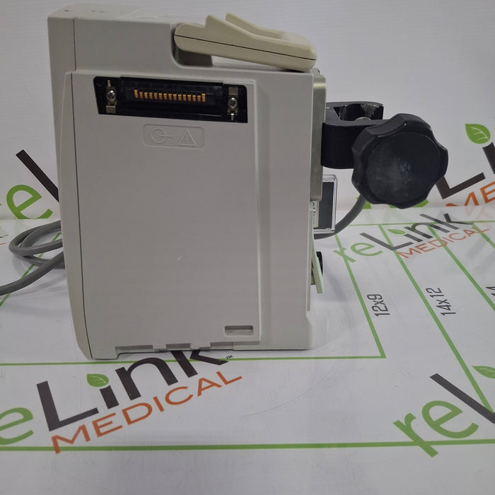 CareFusion Alaris 8015 Small Screen POC Infusion Pump
