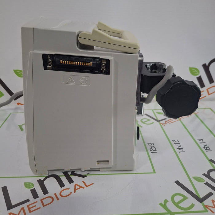 CareFusion Alaris 8015 Small Screen POC Infusion Pump