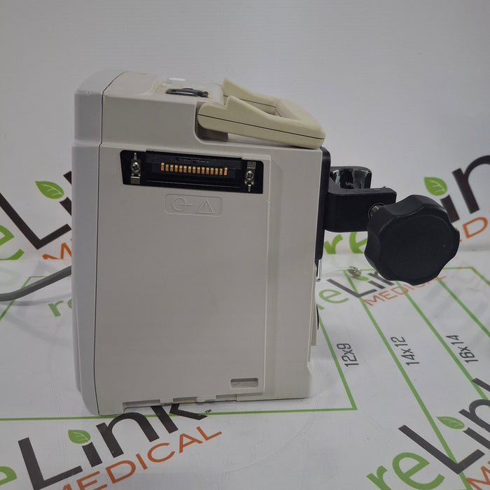 CareFusion Alaris 8015 Large Screen POC Infusion Pump