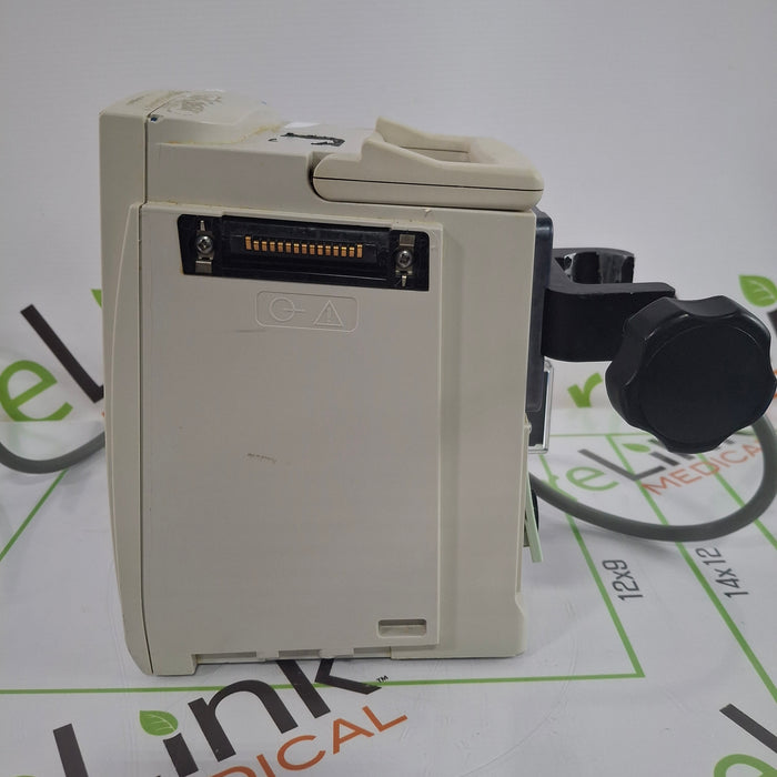 CareFusion Alaris 8015 Small Screen POC Infusion Pump