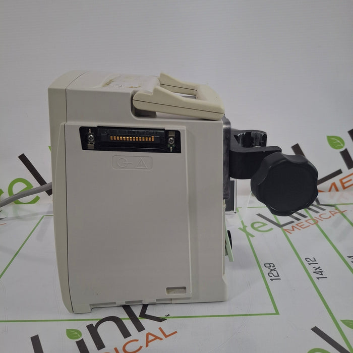 CareFusion Alaris 8015 Small Screen POC Infusion Pump