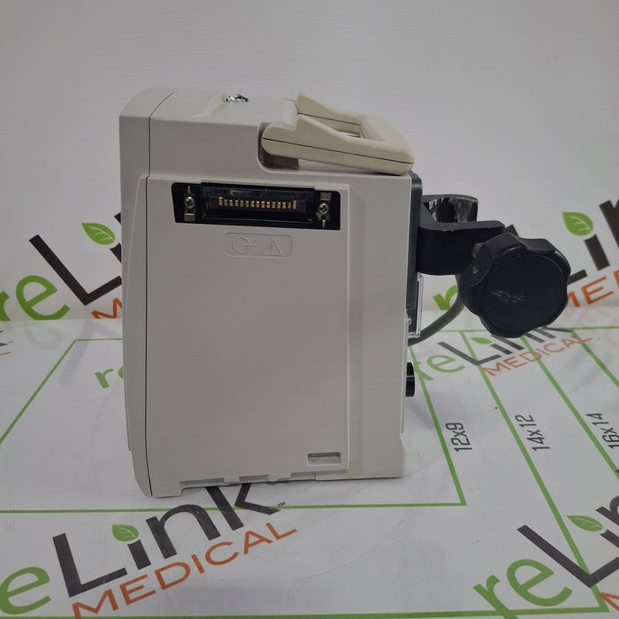 CareFusion Alaris 8015 Small Screen POC Infusion Pump