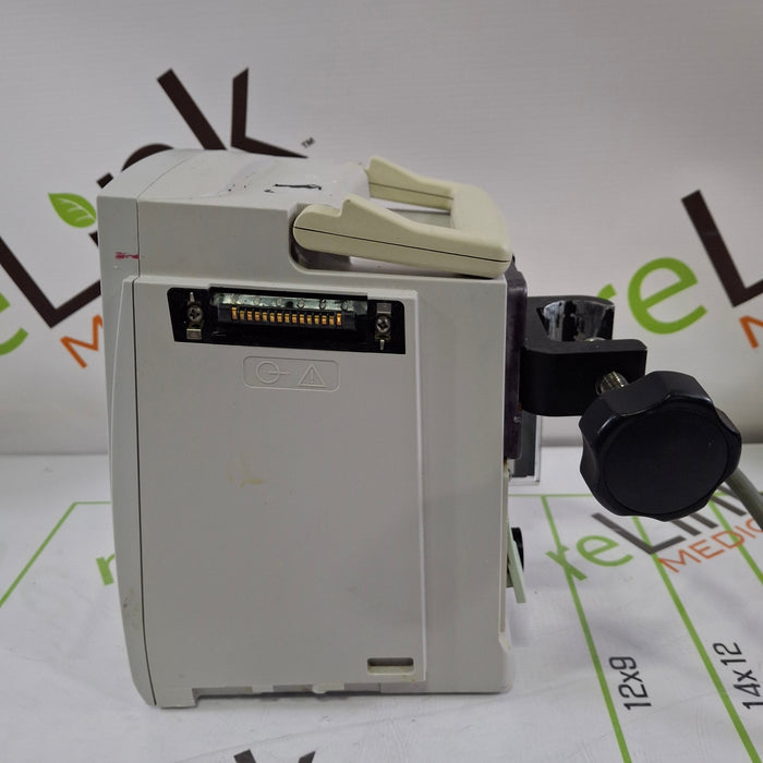 CareFusion Alaris 8015 Large Screen POC Infusion Pump