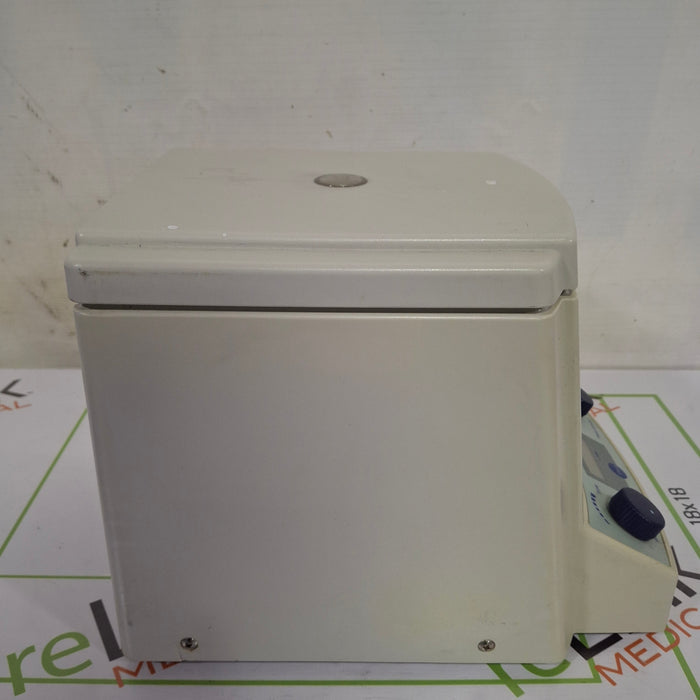 Eppendorf 5415D Centrifuge