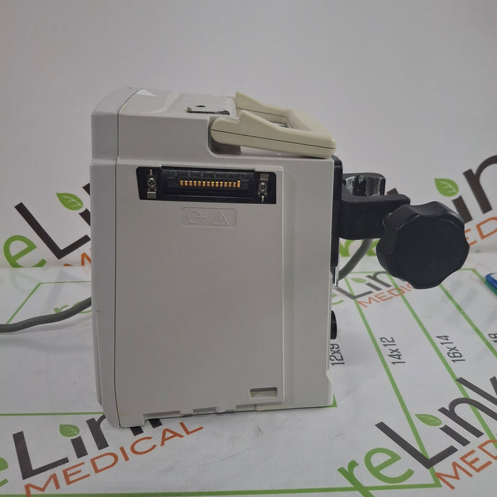 CareFusion Alaris 8015 Large Screen POC Infusion Pump