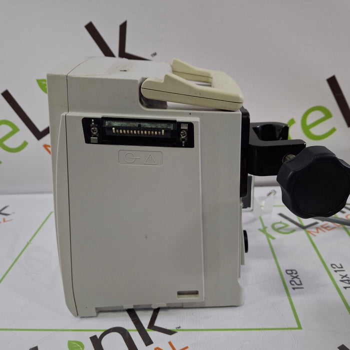 CareFusion Alaris 8015 Small Screen POC Infusion Pump