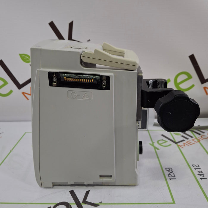 CareFusion Alaris 8015 Small Screen POC Infusion Pump