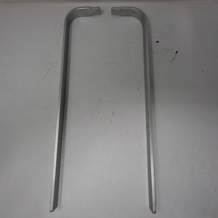 V. Mueller Upper Hand Surgical Retractor Table Posts and Horizontal Post Set