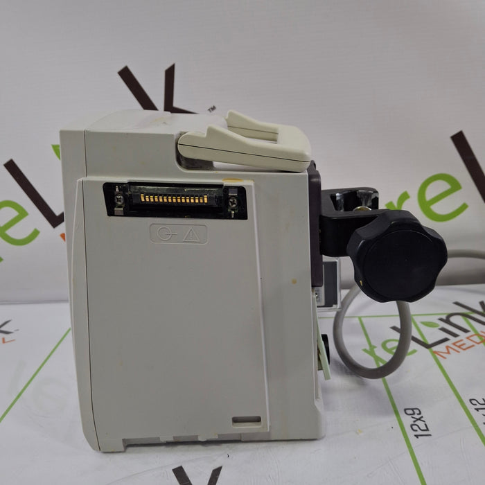 CareFusion Alaris 8015 Small Screen POC Infusion Pump