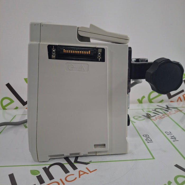CareFusion Alaris 8015 Large Screen POC Infusion Pump