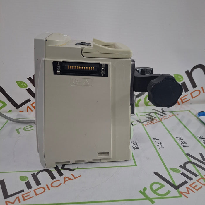 CareFusion Alaris 8015 Large Screen POC Infusion Pump