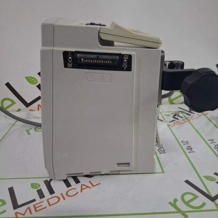 CareFusion Alaris 8015 Large Screen POC Infusion Pump