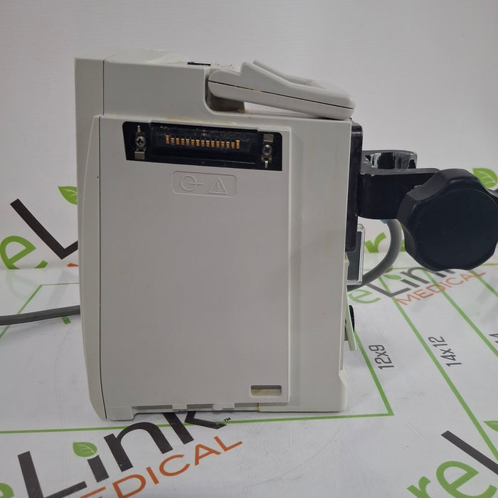 CareFusion Alaris 8015 Small Screen POC Infusion Pump