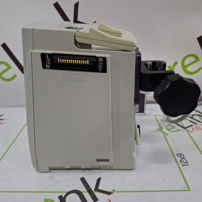 CareFusion Alaris 8015 Small Screen POC Infusion Pump