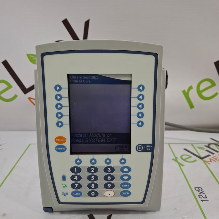 CareFusion Alaris 8015 Small Screen POC Infusion Pump