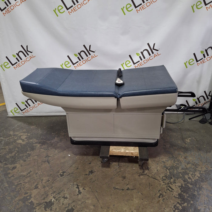 Midmark 405 Hi-Low Power Exam Table