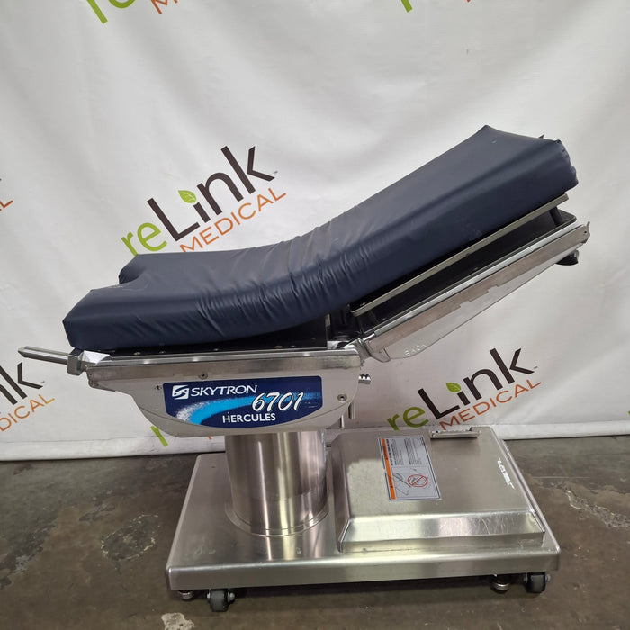 Skytron 6701 Hercules Surgical Table