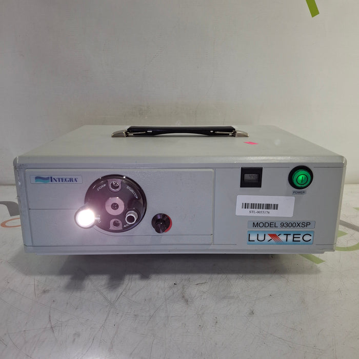 Luxtec 9300XSP Light Source