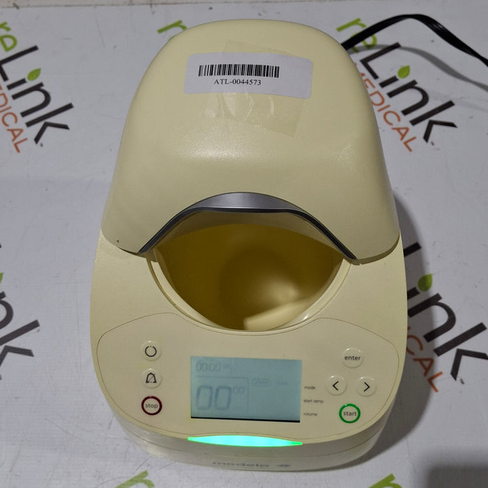 Medela 87115 Waterless Milk Warmer