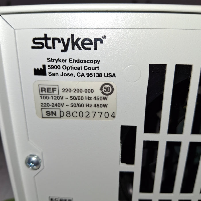 Stryker X8000 Light Source