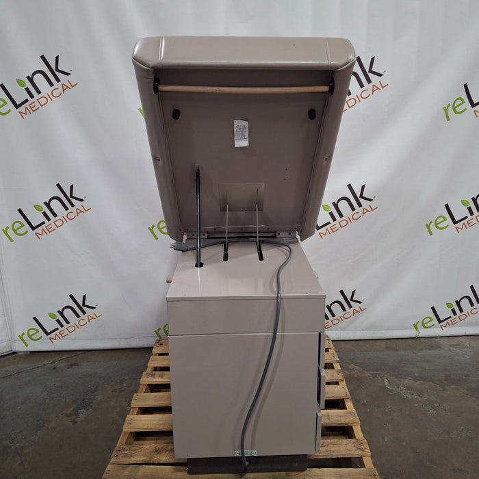 Ritter 104 Exam Table