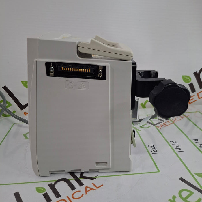 CareFusion Alaris 8015 Large Screen POC Infusion Pump