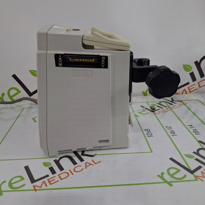 CareFusion Alaris 8015 Large Screen POC Infusion Pump