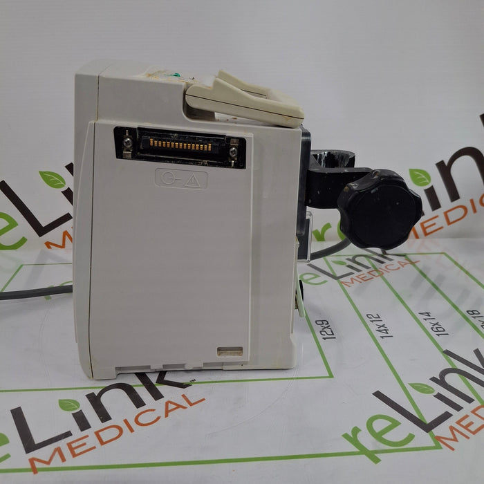 CareFusion Alaris 8015 Small Screen POC Infusion Pump