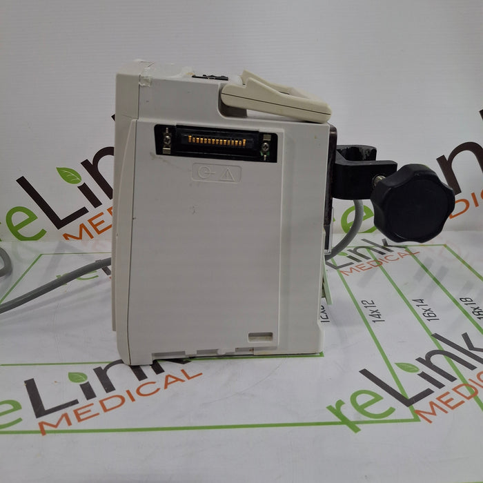CareFusion Alaris 8015 Small Screen POC Infusion Pump