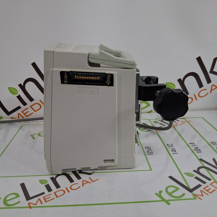 CareFusion Alaris 8015 Small Screen POC Infusion Pump