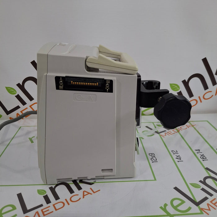 CareFusion Alaris 8015 Small Screen POC Infusion Pump