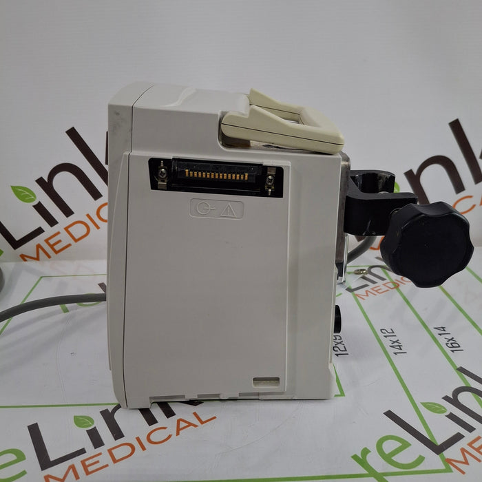 CareFusion Alaris 8015 Large Screen POC Infusion Pump