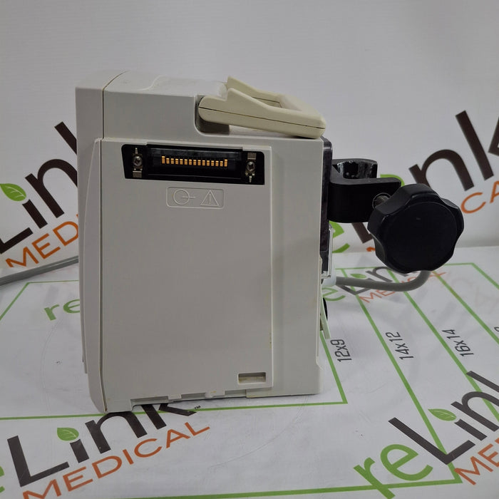 CareFusion Alaris 8015 Large Screen POC Infusion Pump