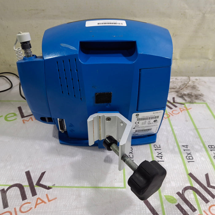 GE Healthcare Dinamap V100 - NIBP, SpO2, Temp Vital Signs Monitor