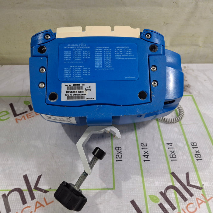 GE Healthcare Dinamap V100 - NIBP, SpO2, Temp Vital Signs Monitor