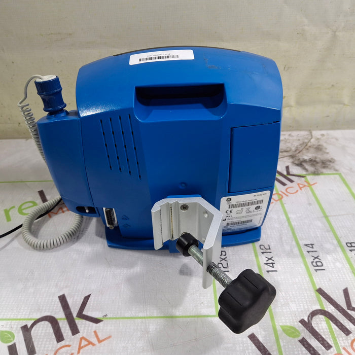 GE Healthcare Dinamap V100 - NIBP, SpO2, Temp Vital Signs Monitor