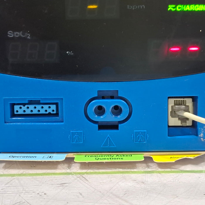 GE Healthcare Dinamap V100 - NIBP, SpO2, Temp Vital Signs Monitor
