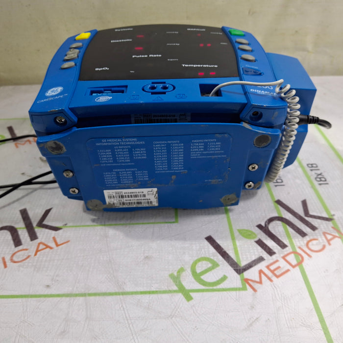 GE Healthcare Dinamap V100 - NIBP, SpO2, Temp Vital Signs Monitor