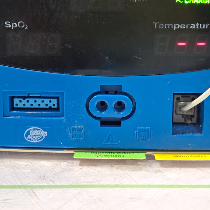 GE Healthcare Dinamap V100 - NIBP, SpO2, Temp Vital Signs Monitor