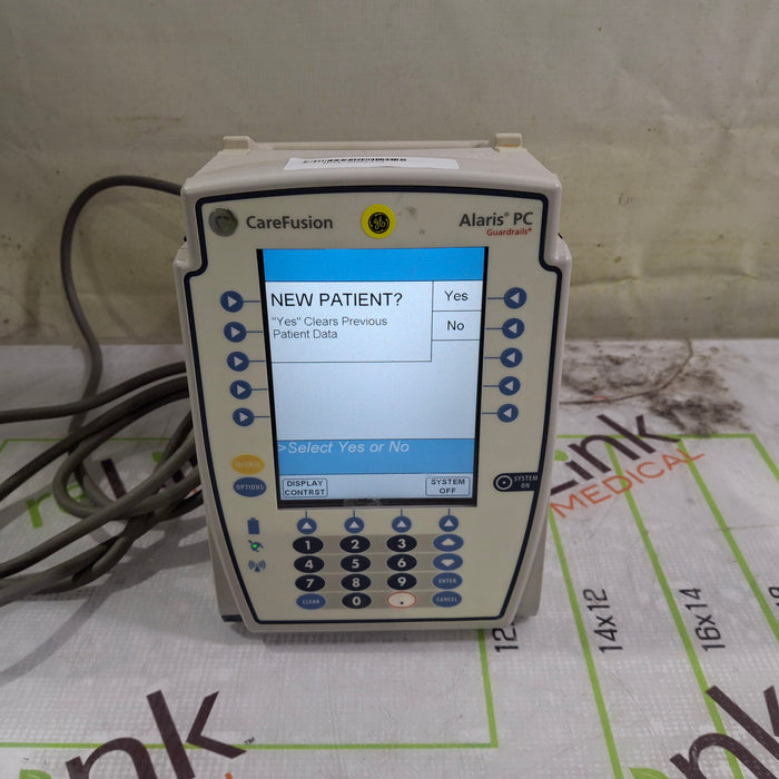 CareFusion Alaris 8015 Large Screen POC Infusion Pump