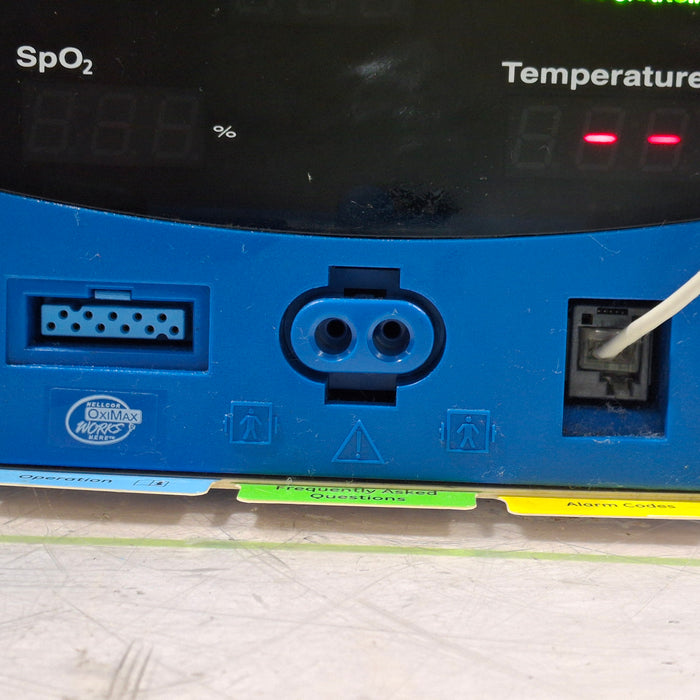 GE Healthcare Dinamap V100 - NIBP, SpO2, Temp Vital Signs Monitor