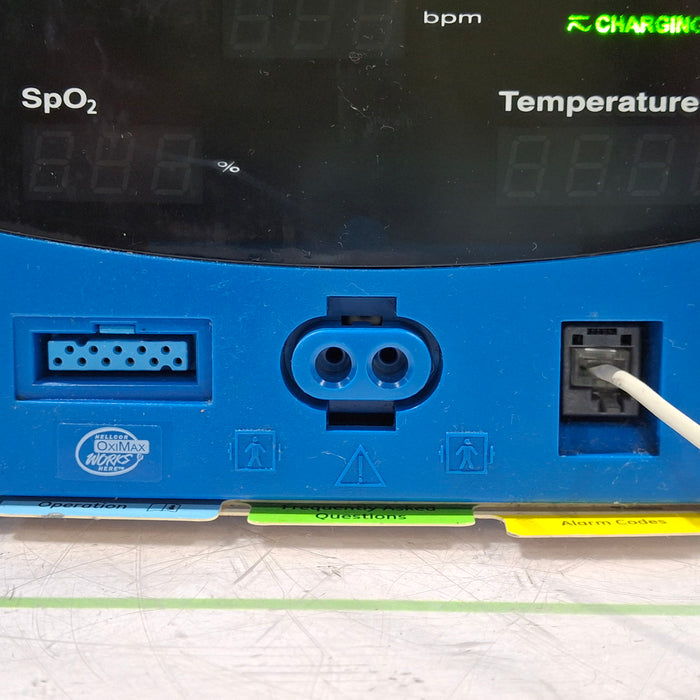 GE Healthcare Dinamap V100 - NIBP, SpO2, Temp Vital Signs Monitor